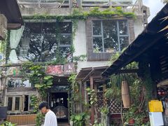 -城墙外BAR