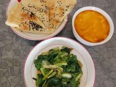 -爱月宝月嫂·育儿嫂