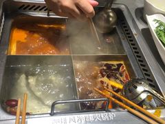 -海底捞火锅(公益西桥店)