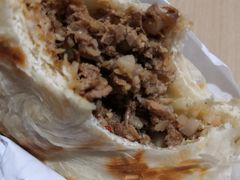 剁椒肉夹馍-香探花·擀面皮肉夹馍(北苑店)