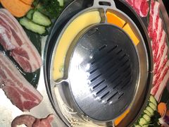 -哈哈碳都·牛肋条无限自助烤肉(台江万达店)