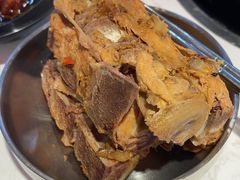 -运气牛自助酱大骨火锅(南京东路店)