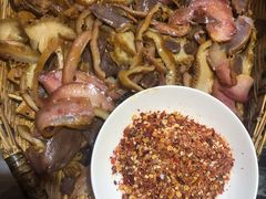 -江湖黑大兔(杨家坪店)
