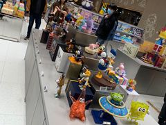 -泡泡玛特POPMART(蓝色港湾店)