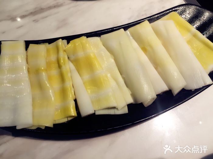 左庭右院鲜牛肉火锅(开元地中海店)箭笋片图片