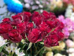 -何兮花店·气球派对鲜花店(马桥银春路万科城店)