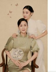 -798婚纱摄影·原创定制品牌店
