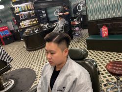 -海文先生国潮烫染男士理发馆