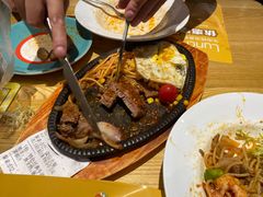 -菲滋意式休闲餐厅(北仑银泰城店)