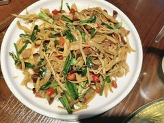 -唐师傅湘西名菜馆(武陵路店)