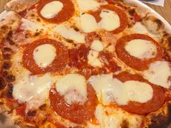 -城市大道红炉披萨烘焙坊