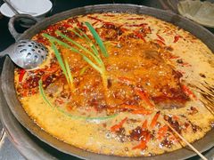 -四小区火锅·巷子里的重庆火锅(花照壁店)