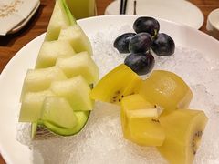 餐前水果-揽季锅物会.福建黄鱼.海鲜姿造(五四路店)