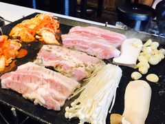 -八色五花肉(新村2号店)