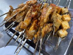 月牙骨-万家乐带皮五花肉烧烤(临淄大院店)
