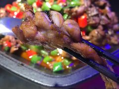炭烧牛蛙紫苏味平锅-蛙来哒(石厦时代广场)