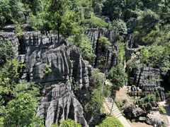 -梭布垭石林景区