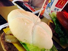 -麦当劳(新王府井店)