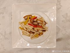花生芽炒火腩-酌宴府The China Club·广州万富希尔顿酒店(云城东路店)