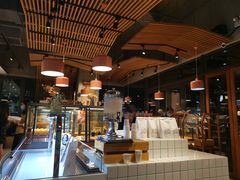 -Dough&Joe团憩(瑞虹天地月亮湾店)