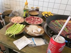 红锅-黄潇洒老火锅(九眼桥宏济巷店)