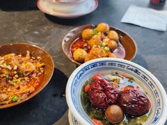 -巴四老城区炭火蛙锅(张江店)