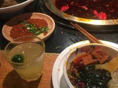 -潮火锅·麻辣牛肉火锅(观音桥方圆·LIVE店)