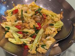 -辛香味烧鱼馆·非遗技艺·排骨红烧肉(光谷医药园店)