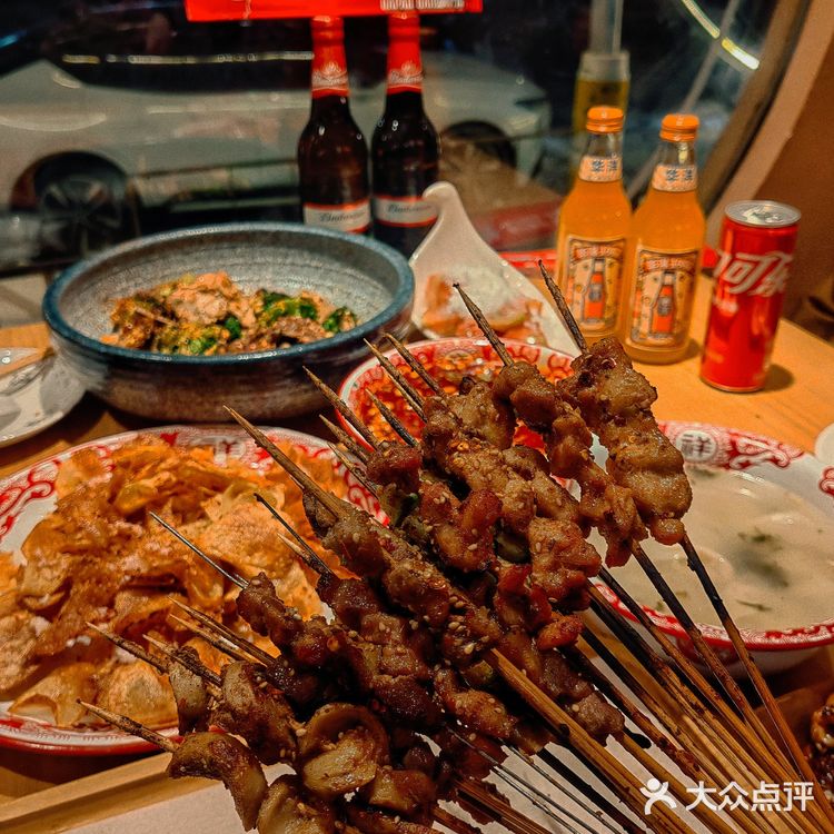 沈阳首家超大排骨串和鸡架锅快来尝尝‼️