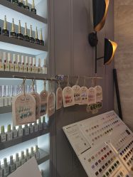 -爱空间美睫健康美甲