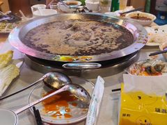 -懒猫鱼·稻田蛙·芋儿鸡火锅(成都东站店)