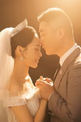 -雪中彩影婚纱摄影·微光艺术中心