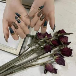-AYO SALON