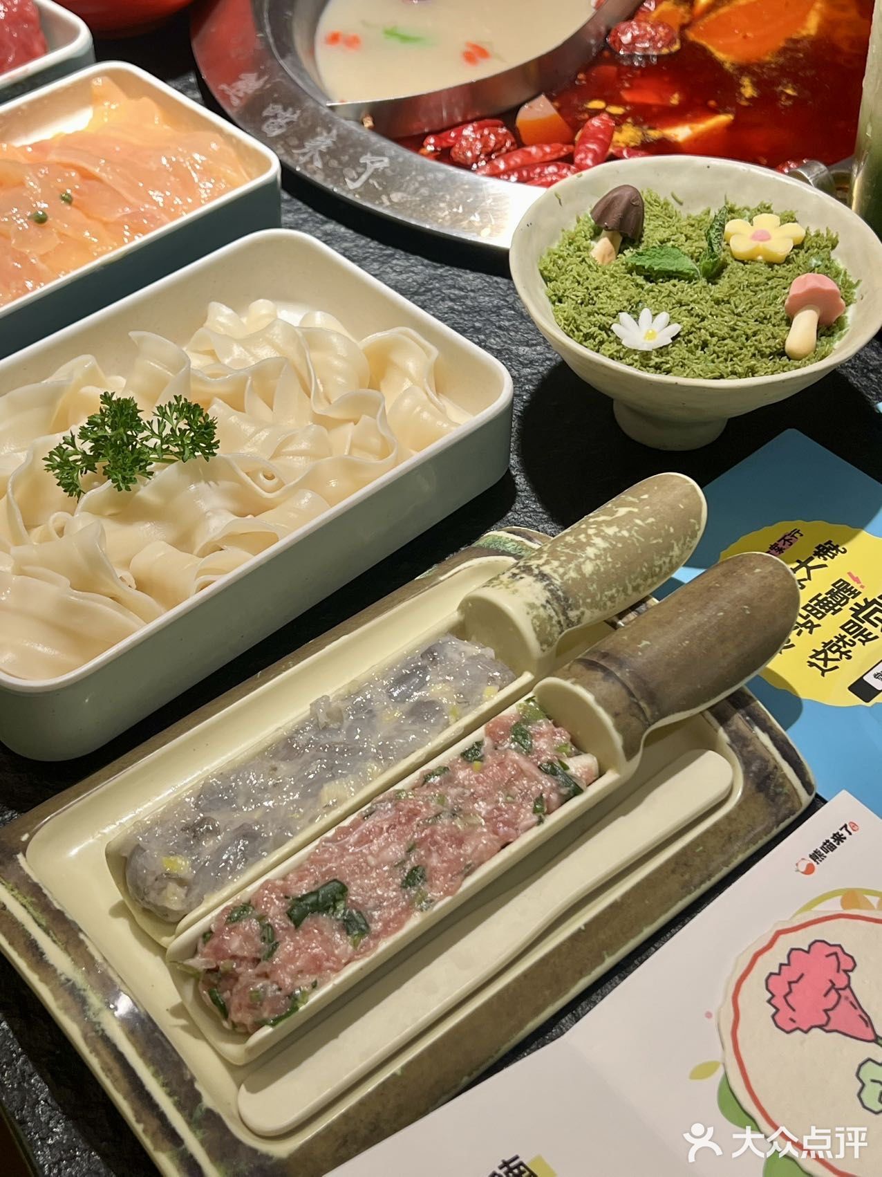 这个春天🌸熊喵来了实在太会了🐼