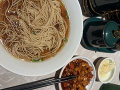 -松鹤面馆·古法焖肉面(观前店)