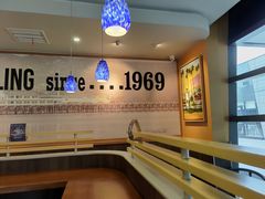 -The Habit Burger Grill 哈比特汉堡(世博店)