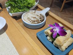 -煲大王猪肚鸡·椰子鸡火锅(红谷滩万达店)