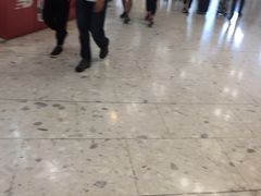 -东荟城名店仓