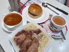 -香港新发烧腊茶餐厅(水围店)