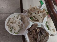 -思阁炭香火锅(学伟鑫城总店)