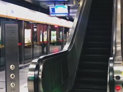 -花园桥(地铁站)