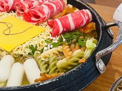 -WOW LUCKY创意韩料(龙阳广场店)