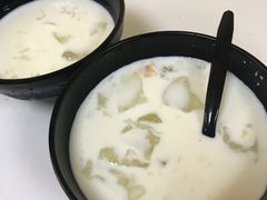 -志龙皇冠吃货椰子铺