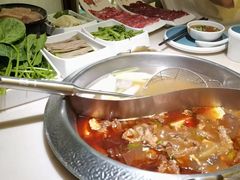 -左庭右院鲜牛肉火锅(浦江欢乐颂店)