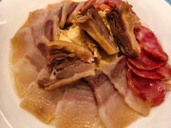 腊味合蒸-安徽大厦中餐厅