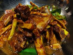 竹笋烧黑猪肉-品粹徽园·家常安徽菜
