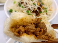 香菇酱肉包-李与白包子铺(桐梓林店)