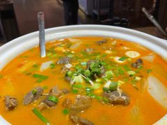 -头上红煨盐鸡·非遗院子餐厅