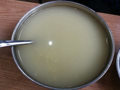 小米稀饭-清真老铁家灌汤包
