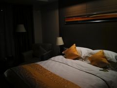 -无锡鼎尚皇冠酒店